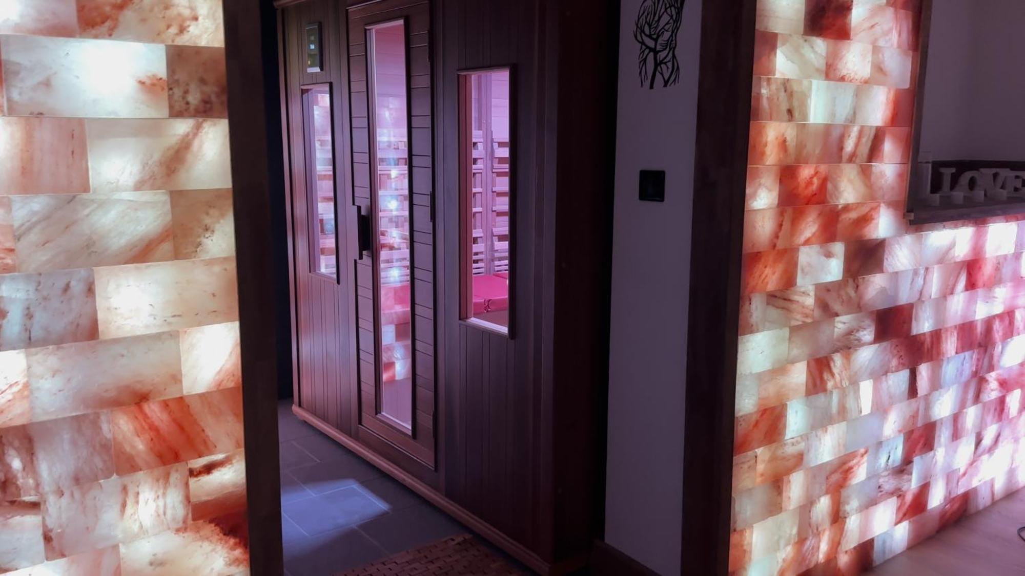 Eden De Roques Bed & Breakfast Castres  Exterior photo