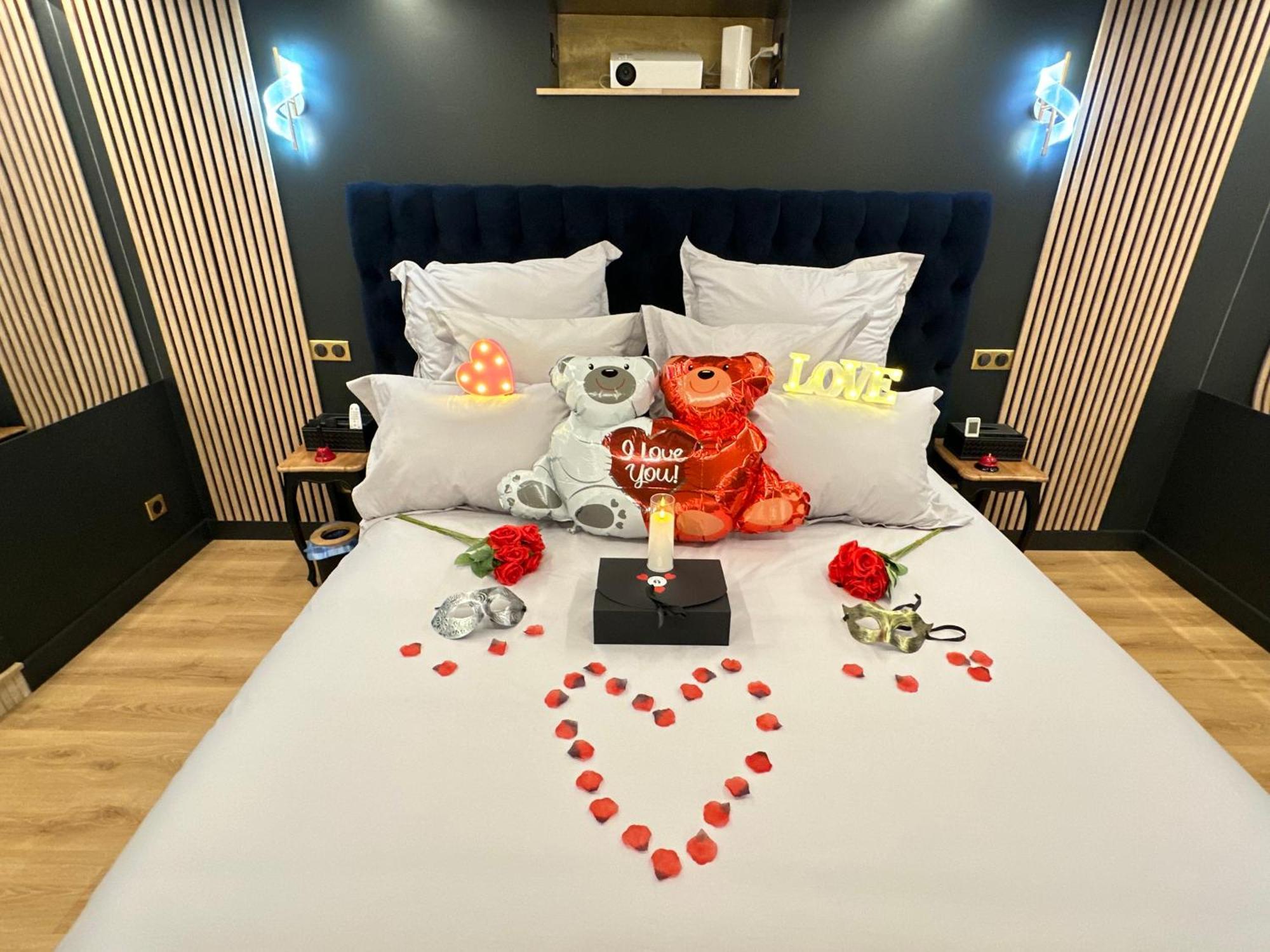 Eden De Roques Bed & Breakfast Castres  Exterior photo